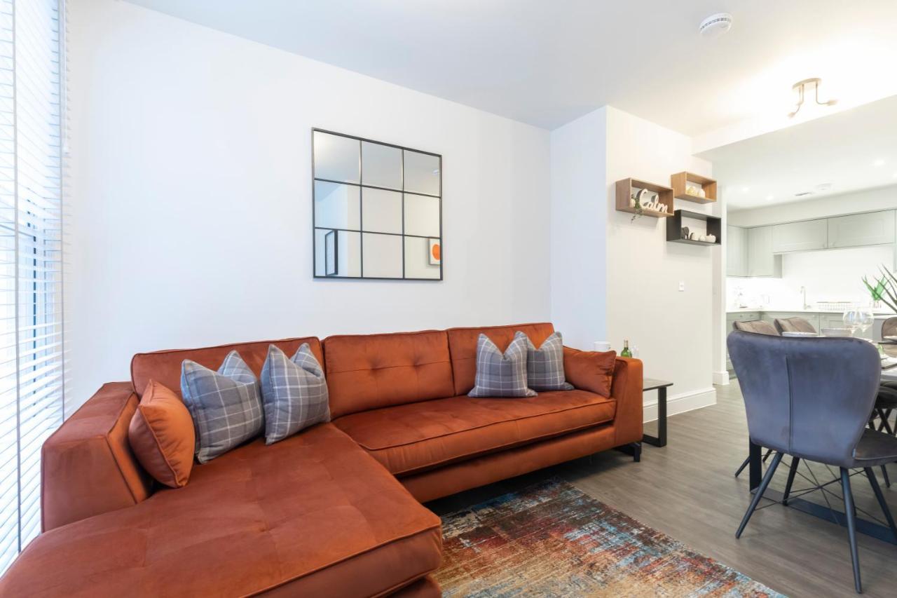 Elliot Oliver - Luxury 2 Bedroom Regency Apartment With Parking & Ev Charger Cheltenham Exteriör bild